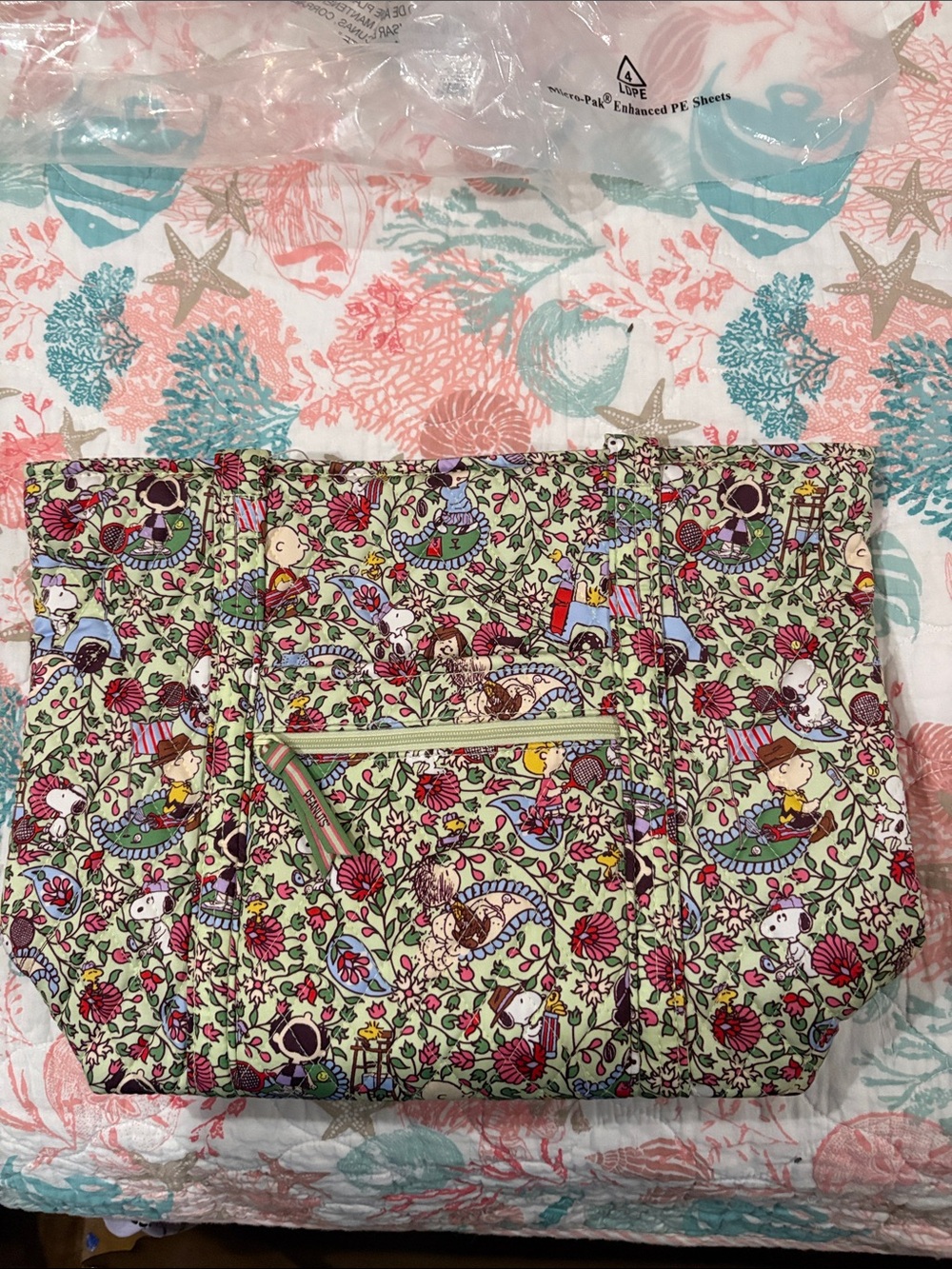 Vera Bradley peanuts country club spring fling paisley small vera tote